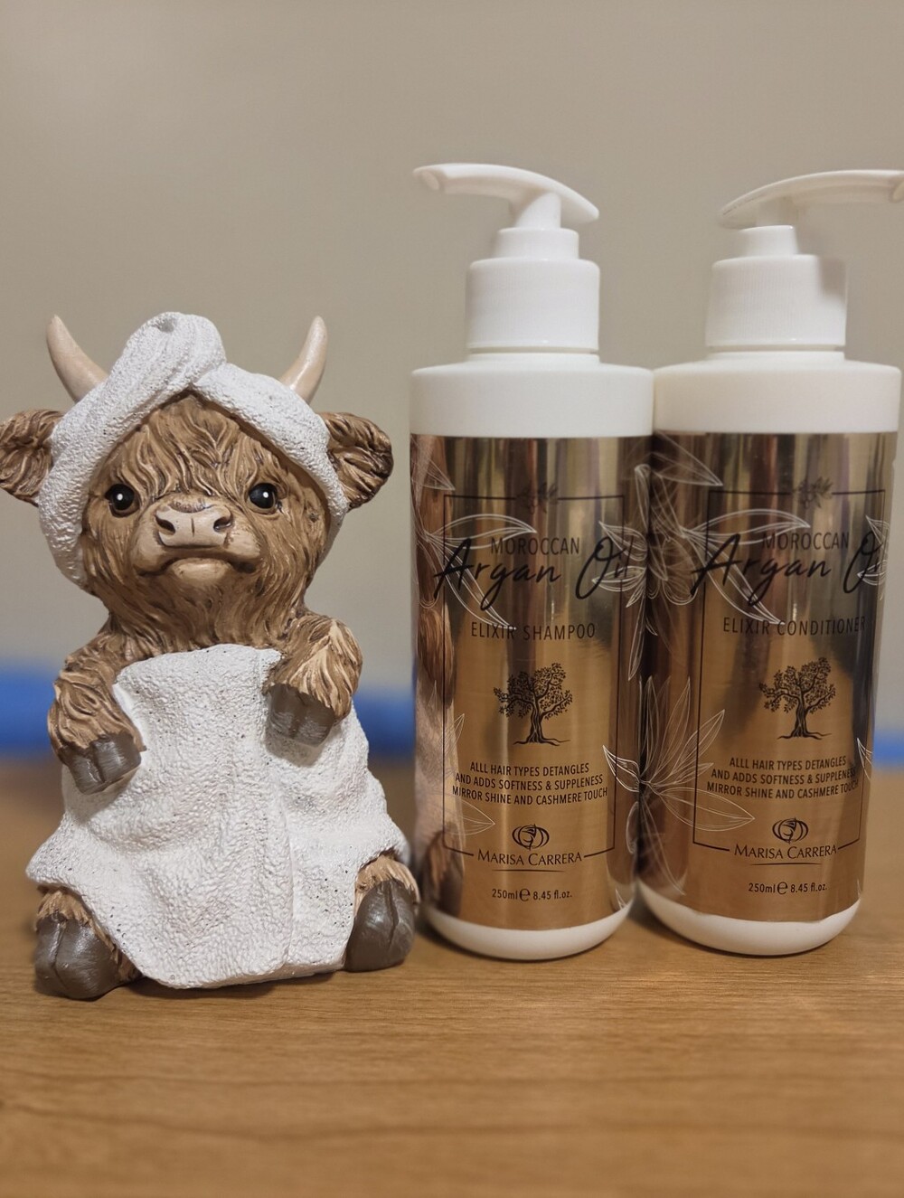 Moroccan Argan Oil Elixir Shampoo & Conditioner Set - White and Gold